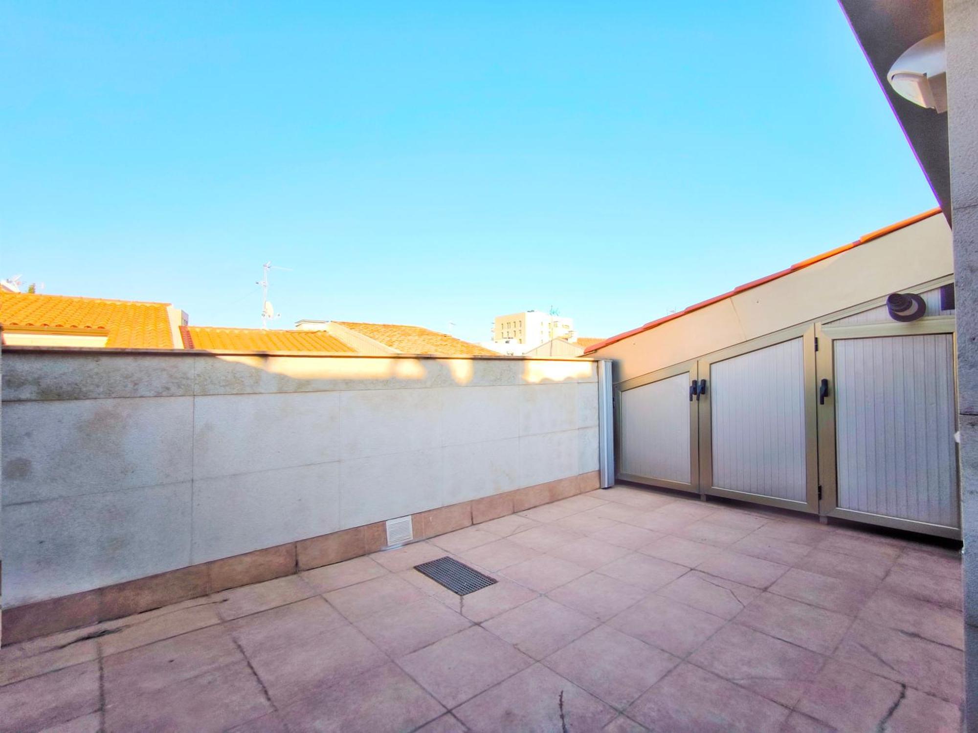 Moderno Apartamento Duplex En Terrassa Centro Екстер'єр фото