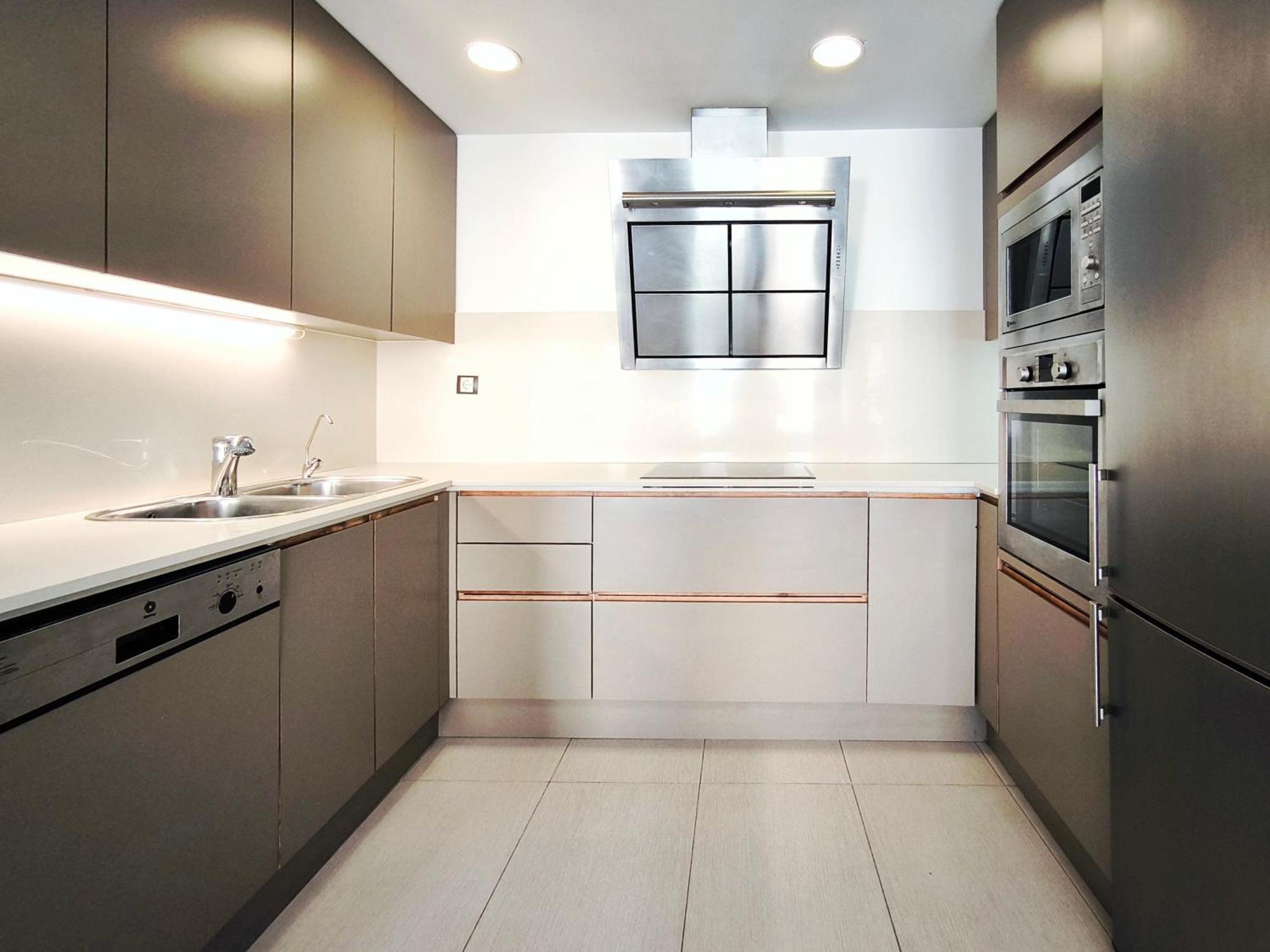 Moderno Apartamento Duplex En Terrassa Centro Екстер'єр фото