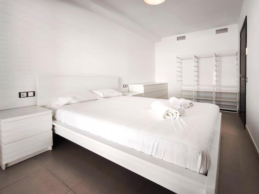 Moderno Apartamento Duplex En Terrassa Centro Екстер'єр фото