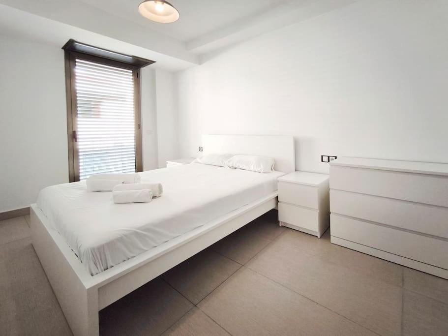 Moderno Apartamento Duplex En Terrassa Centro Екстер'єр фото