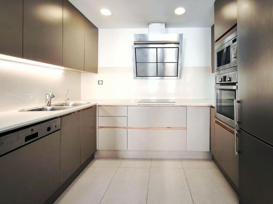Moderno Apartamento Duplex En Terrassa Centro Екстер'єр фото